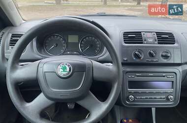 Хетчбек Skoda Fabia 2010 в 