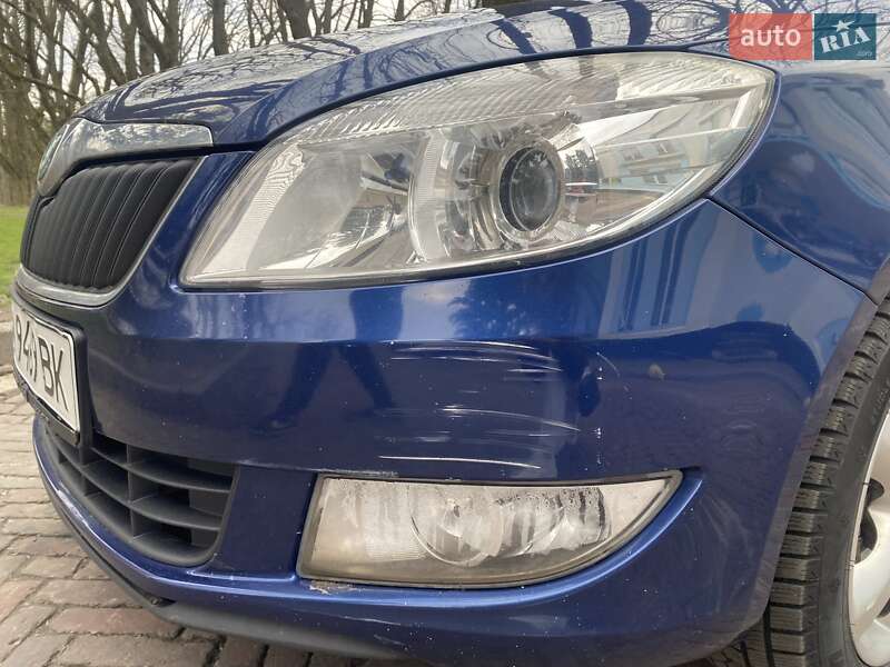 Хэтчбек Skoda Fabia 2010 в Конотопе