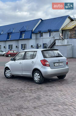 Хэтчбек Skoda Fabia 2014 в 