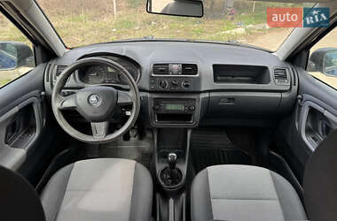 Хэтчбек Skoda Fabia 2014 в 