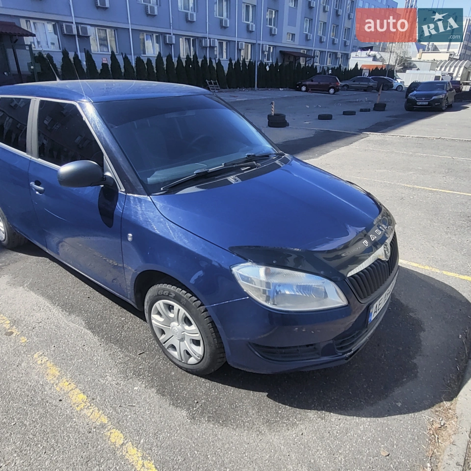 2010 Skoda Fabia - мініатюра 30