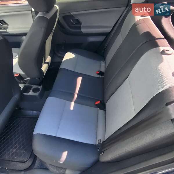 Хетчбек Skoda Fabia 2010 в Києві