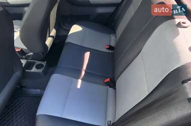 Хетчбек Skoda Fabia 2010 в 