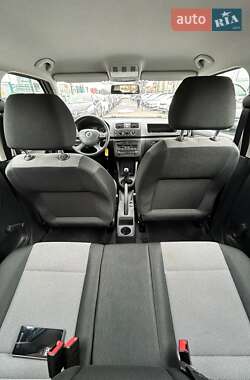 Хэтчбек Skoda Fabia 2013 в 