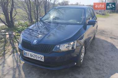 Хэтчбек Skoda Fabia 2015 в 