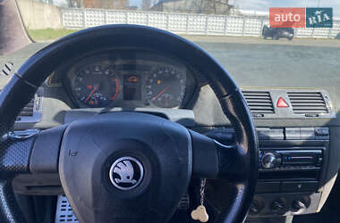 Хэтчбек Skoda Fabia 2005 в 
