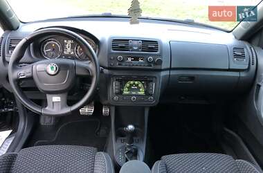 Хэтчбек Skoda Fabia 2011 в 