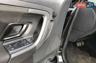 Хэтчбек Skoda Fabia 2011 в 