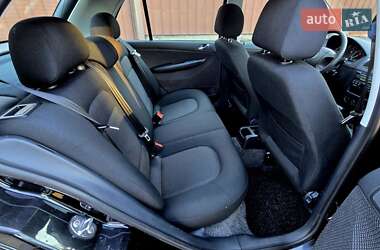 Хетчбек Skoda Fabia 2007 в 