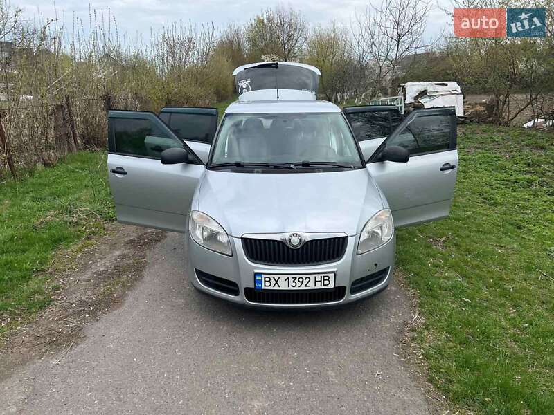 Універсал Skoda Fabia 2009 в Старокостянтинові