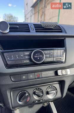 Хэтчбек Skoda Fabia 2015 в 
