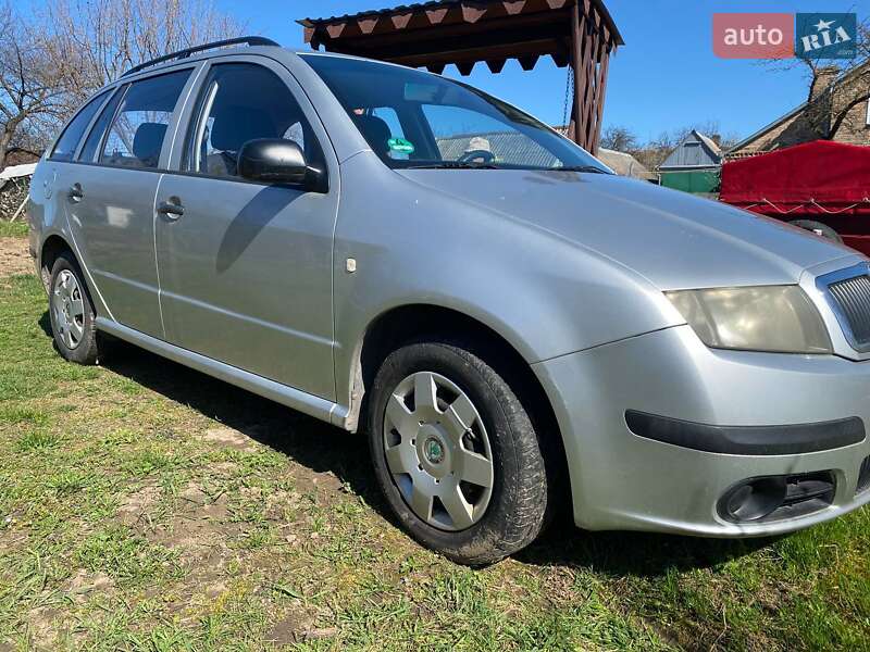 Універсал Skoda Fabia 2005 в Луцьку
