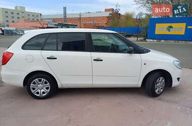 Універсал Skoda Fabia 2011 в Києві
