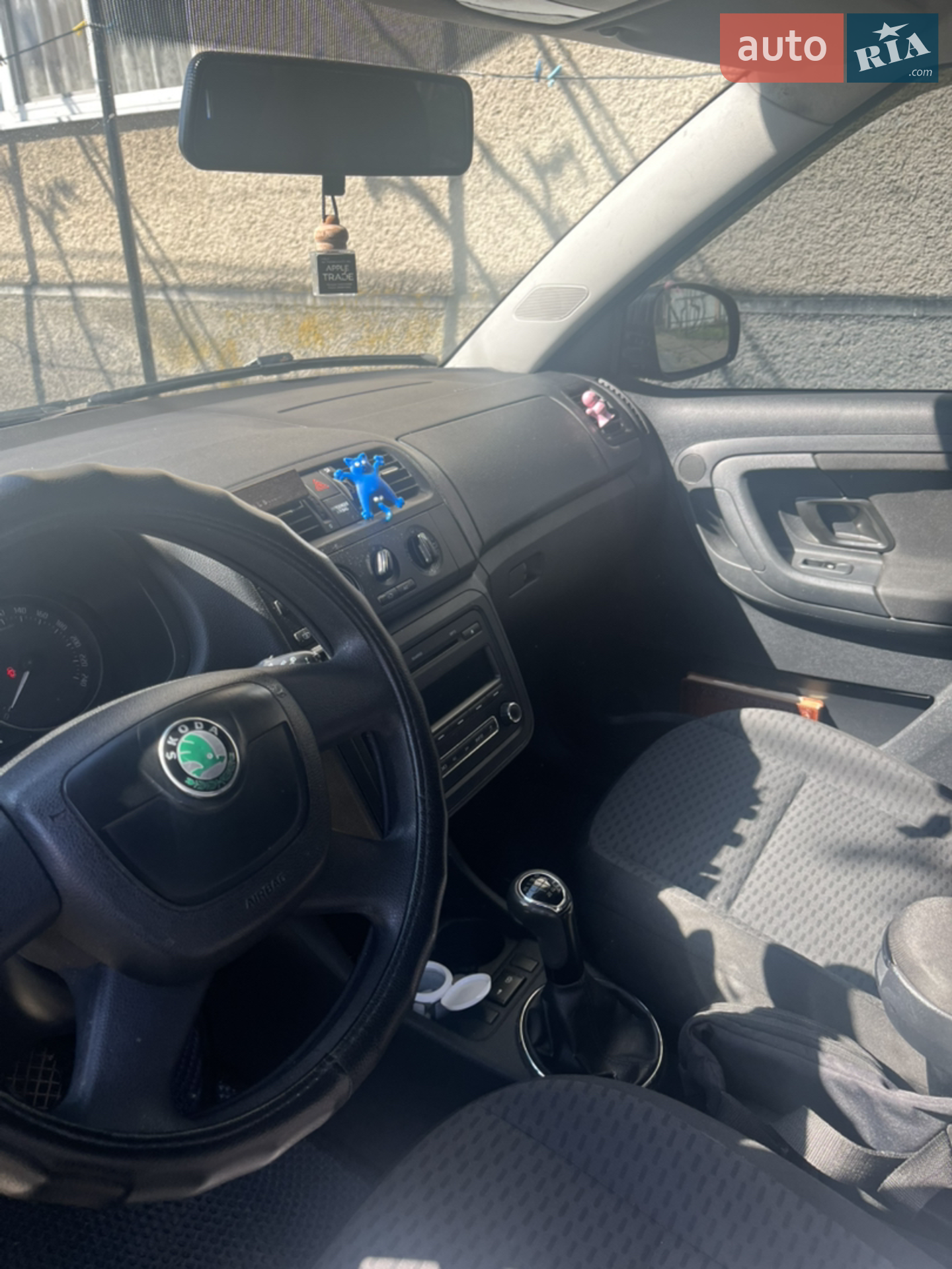 2011 Skoda Fabia - мініатюра 6
