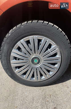 Хэтчбек Skoda Fabia 2008 в 