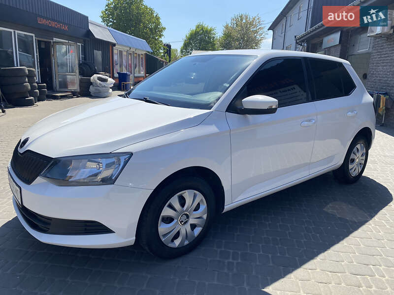 Хэтчбек Skoda Fabia 2016 в Белой Церкви