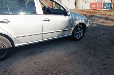 Універсал Skoda Fabia 2002 в 