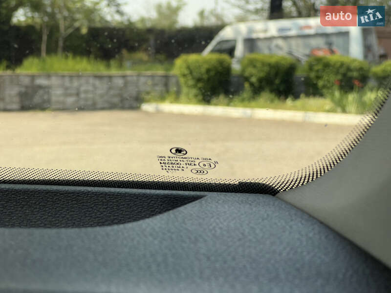 Хэтчбек Skoda Fabia 2017 в Запорожье