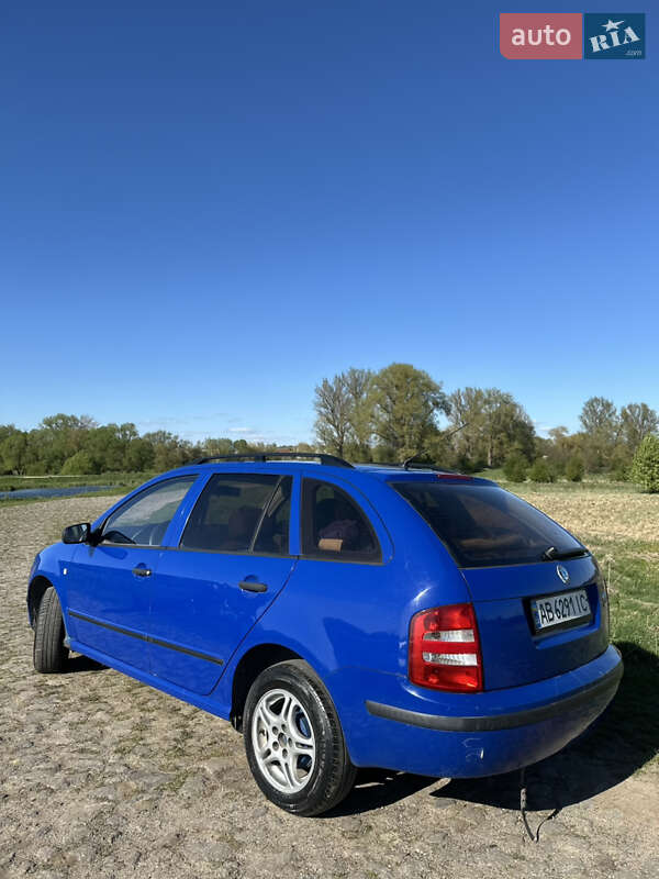 Універсал Skoda Fabia 2002 в Старій Синяві