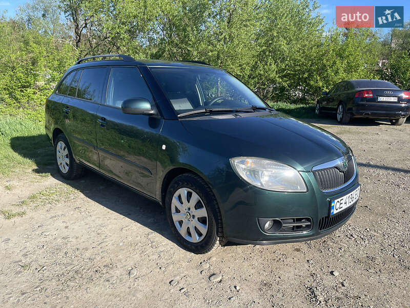 Универсал Skoda Fabia 2008 в Черновцах