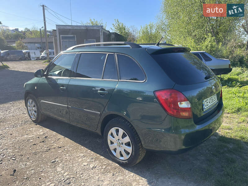 Универсал Skoda Fabia 2008 в Черновцах