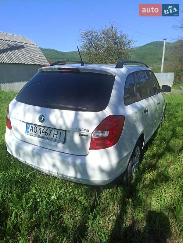 Універсал Skoda Fabia 2012 в Мукачевому