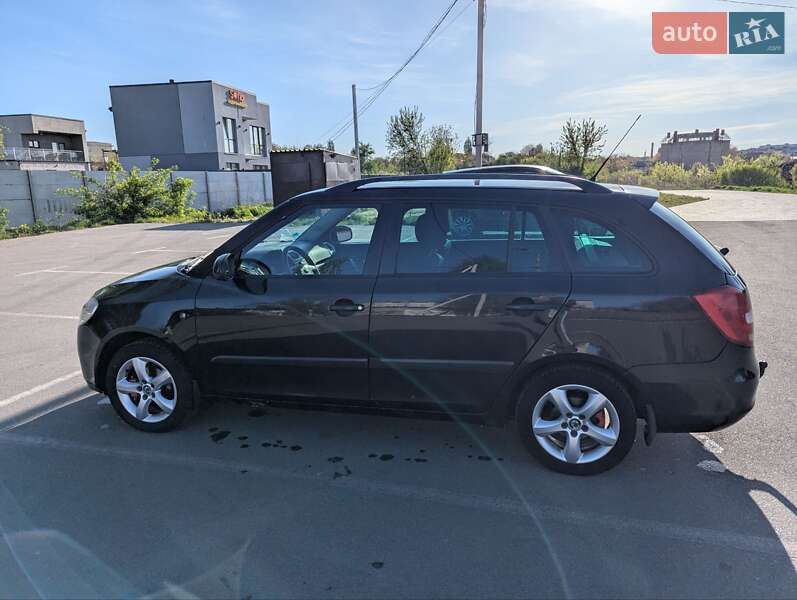 Універсал Skoda Fabia 2009 в Здолбуніві