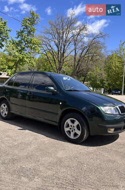 Седан Skoda Fabia 2003 в 
