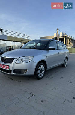 Универсал Skoda Fabia 2009 в Луцке