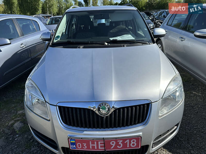 Хетчбек Skoda Fabia 2008 в Луцьку