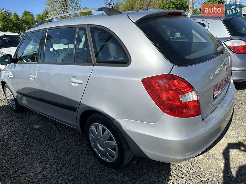 Хетчбек Skoda Fabia 2008 в Луцьку