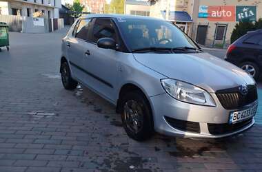 Хэтчбек Skoda Fabia 2014 в Львове