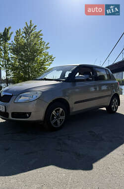 Хетчбек Skoda Fabia 2008 в Києві