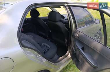 Седан Skoda Fabia 2007 в 