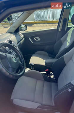 Хетчбек Skoda Fabia 2007 в 
