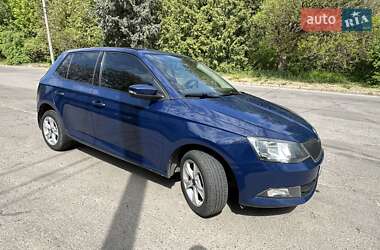 Хэтчбек Skoda Fabia 2016 в 