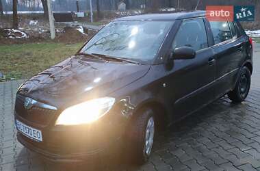 Хетчбек Skoda Fabia 2011 в Дрогобичі