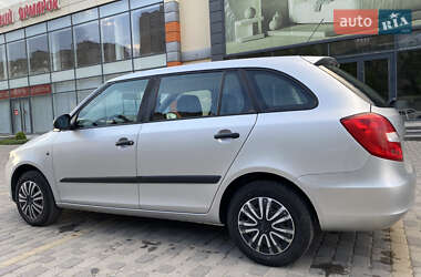 Универсал Skoda Fabia 2011 в 