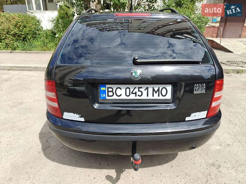 Універсал Skoda Fabia 2006 в Львові
