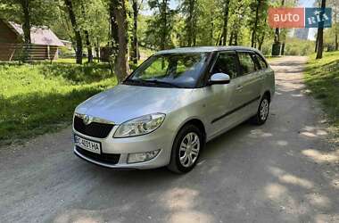 Универсал Skoda Fabia 2011 в Днепре