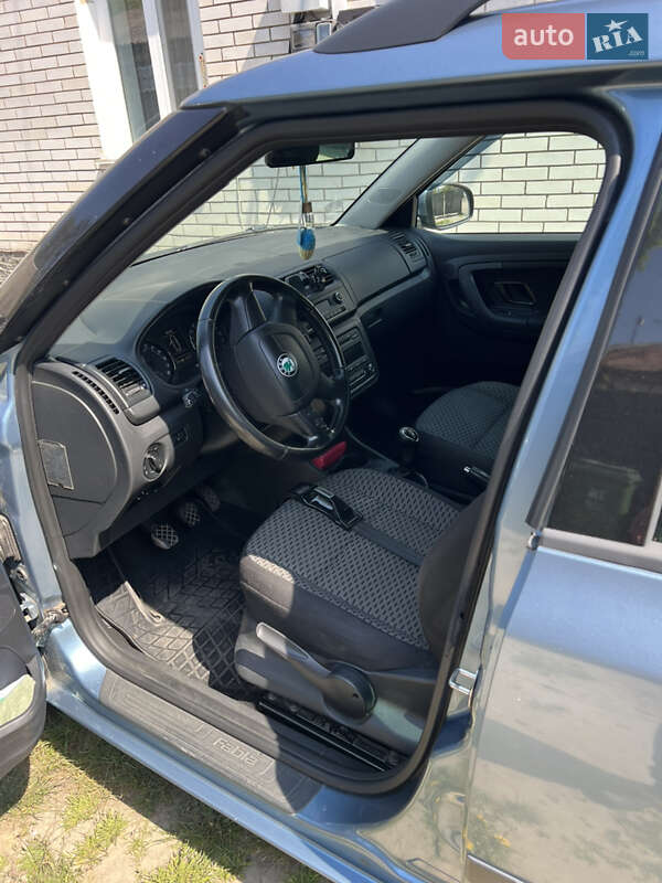 Универсал Skoda Fabia 2010 в Житомире