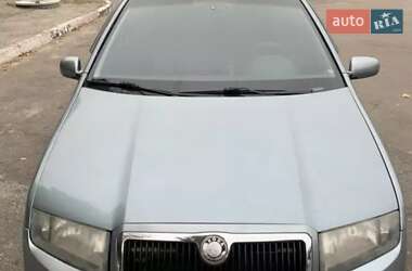 Седан Skoda Fabia 2006 в 