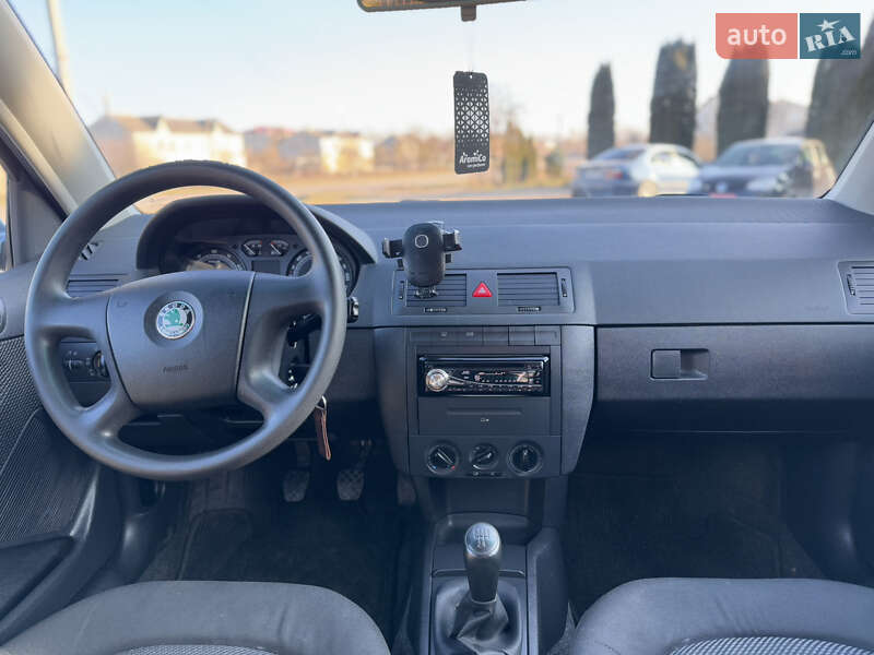 Универсал Skoda Fabia 2006 в Ровно