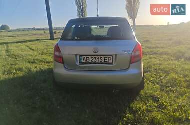 Хэтчбек Skoda Fabia 2008 в 