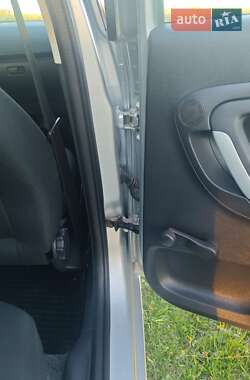 Хэтчбек Skoda Fabia 2008 в 