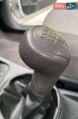 Хетчбек Skoda Fabia 2011 в 