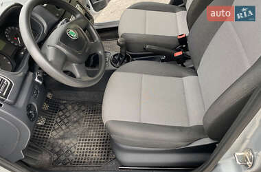 Хетчбек Skoda Fabia 2011 в 