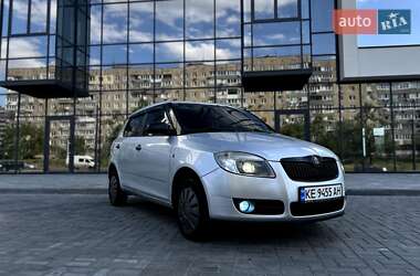 Хэтчбек Skoda Fabia 2008 в Днепре