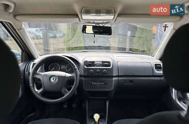 Хэтчбек Skoda Fabia 2008 в 