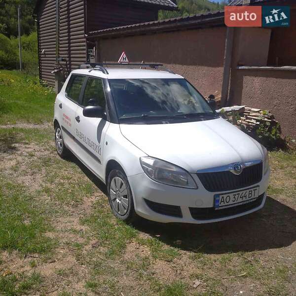 Skoda Fabia 2011